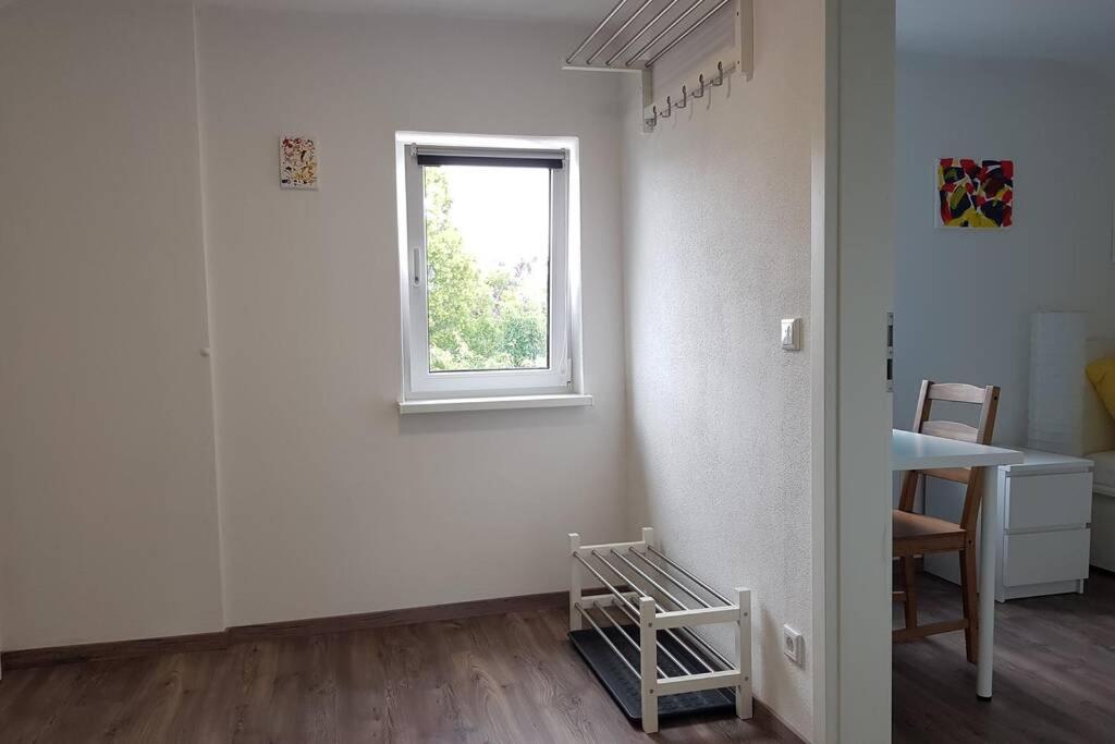 Dachwohnung Eyb Mit 3 Schlafzimmern Ansbach Exterior foto